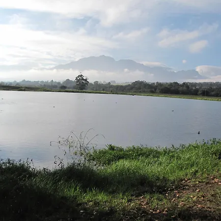 Induku Villa Stellenbosch Buitenkant foto